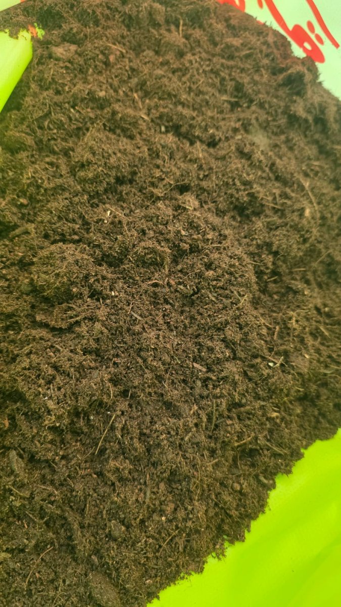 تربة زراعية 20 لتر